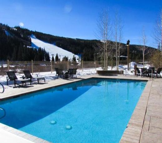 Red Hawk Lodge by Summit County Mountain Retreats