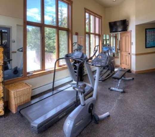 Red Hawk Lodge by Summit County Mountain Retreats