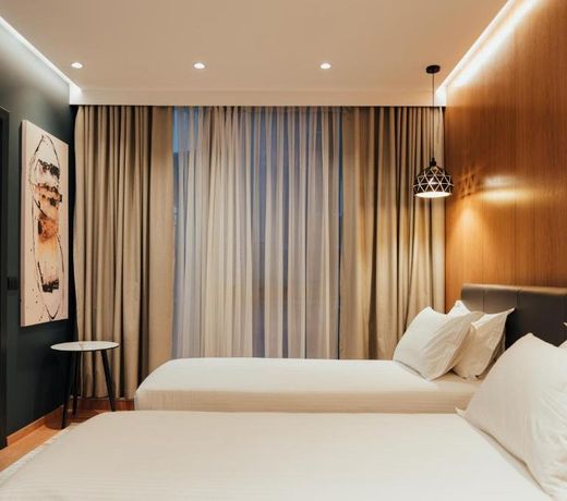 Black Diamond Hotel