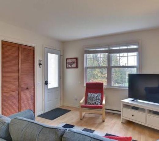 Tranquility Lodge by Instant Suites