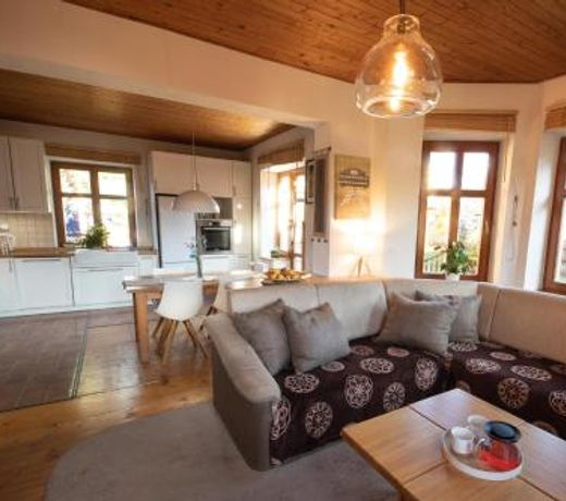 Apartment with private hot tub and garden