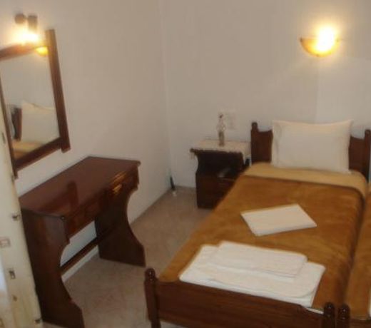 skiathos studios HL
