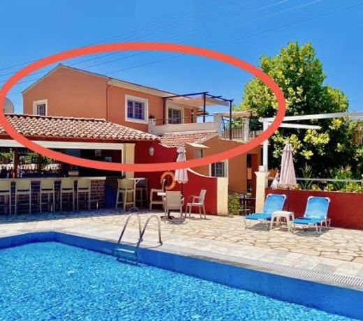 Asteraki Poolside Apartment
