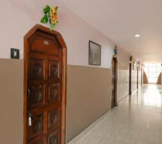 SPOT ON 76144 Hotel Manikanta Residency
