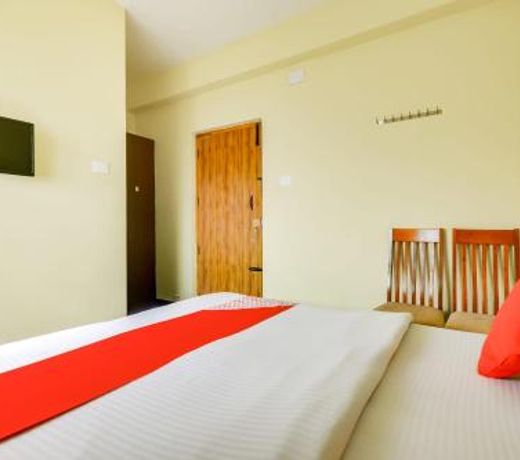 OYO 76122 St Residency