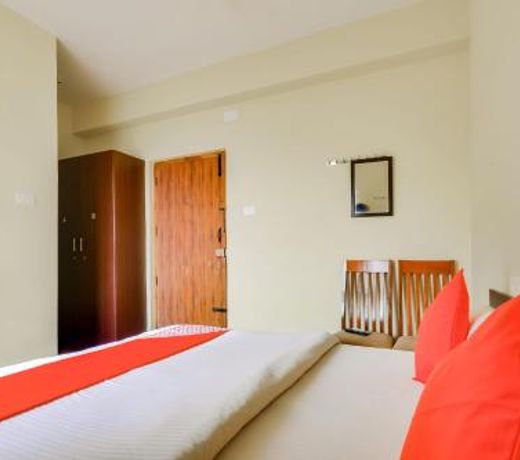 OYO 76122 St Residency