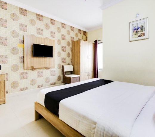 Capital O 75993 Hotel Shanti Nivas