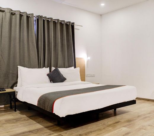 OYO Townhouse 385 Navya International Ramamurthy Nagar