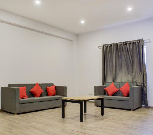 OYO Townhouse 385 Navya International Ramamurthy Nagar