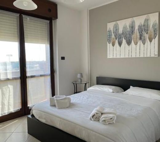 MYHOUSE INN LEUMANN