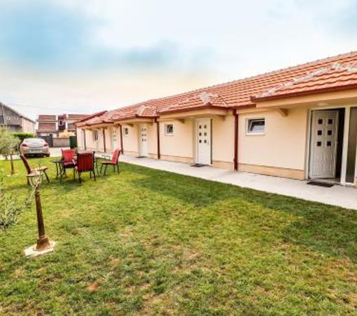 Simo apartments airport Podgorica