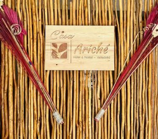 Ariche Valladolid Hotel & Hostal