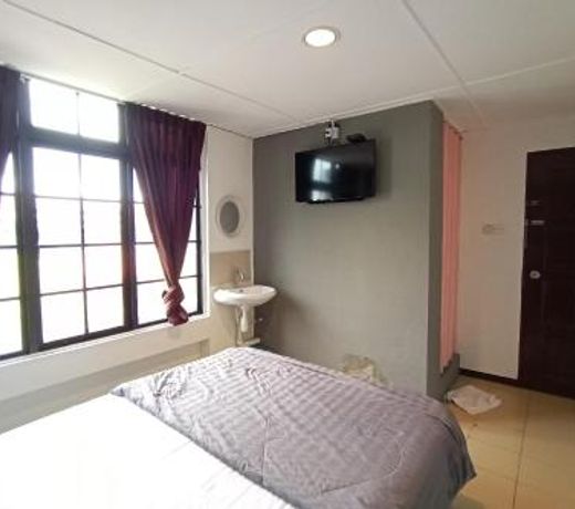 OYO 90117 Grand Vista