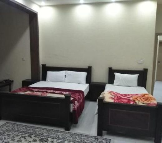 Seven Eleven Hotel Lahore Pakistan