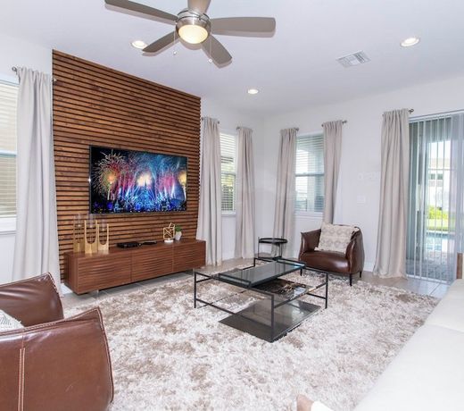 Luxurious 5Bd Single Family w Pool&Jacuzzi @Encore Resort 7432