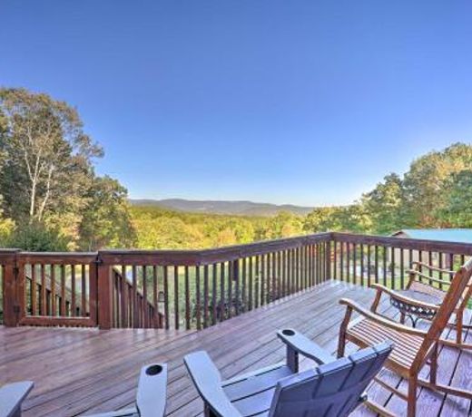 Rural Hideaway with Game Room and Mountain Views!