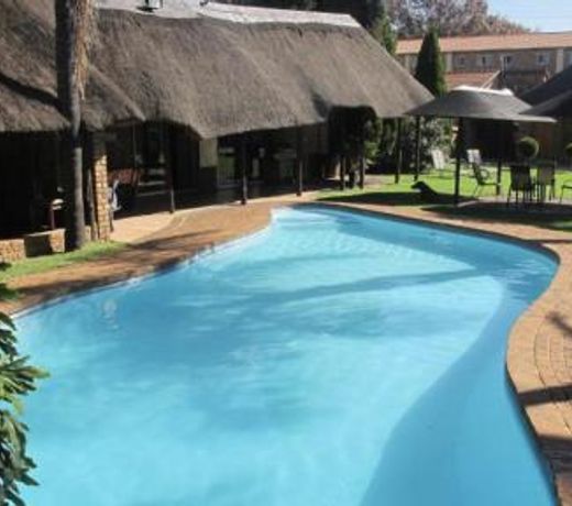 Aero Airport Lodge