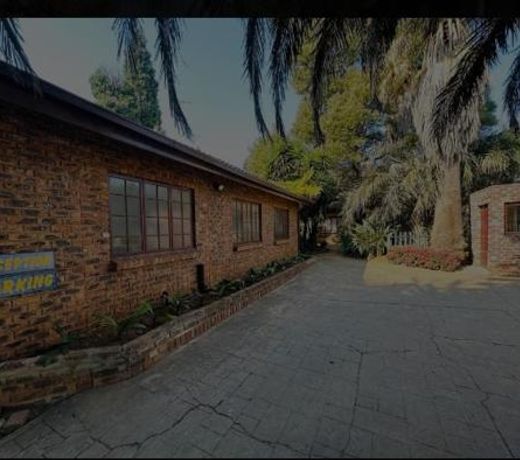 Aero Airport Lodge