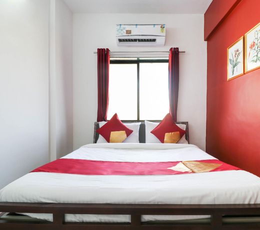 Vaccinated Staff- OYO Home 78036 Elegant Luxurious Stay