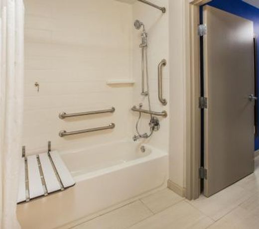 Holiday Inn Express & Suites - Onalaska - La Crosse Area, an IHG Hotel