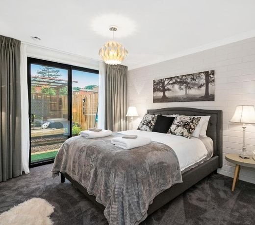 The Snug Premium 1BR Self Contained Apartment FREE Netflix