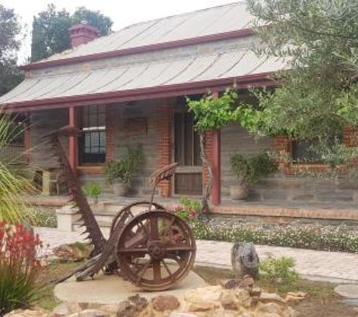 Angaston's Rusty Olive B&B