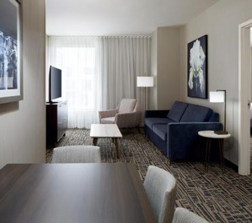Homewood Suites By Hilton Montreal Midtown