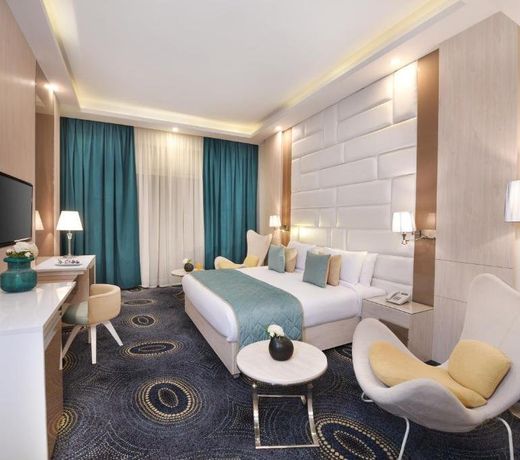 Tolip Gardens Hotel