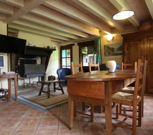 GÃ®te Villeneuve-d'Allier, 4 piÃ¨ces, 6 personnes - FR-1-582-208