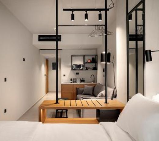 Magenta Luxury Suites
