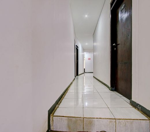 Capital O 90071 Paralayang View