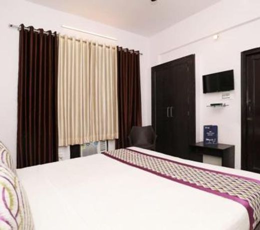Hotel Ace Plaza