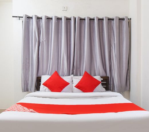 OYO 76439 Regal-44