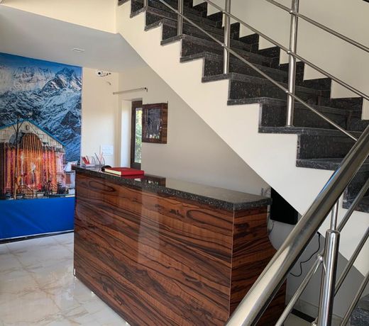 HOTEL SATYA