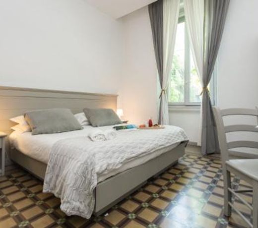 The Leoncino Hotel