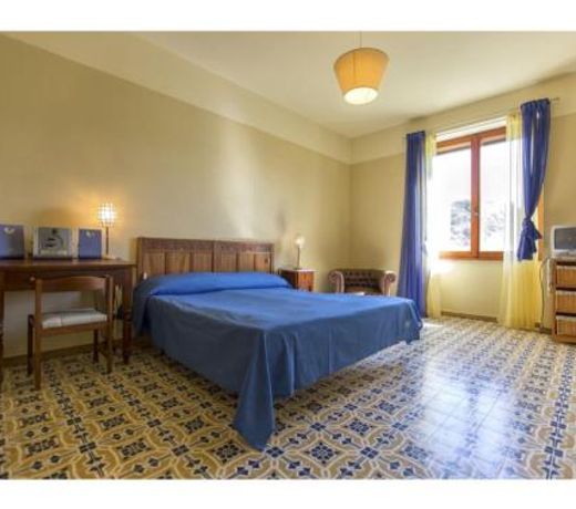 Alghero, Villa Duchessa with sea view surrounded by greenery for 8 people