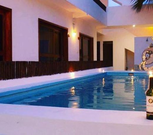 JH HOTEL