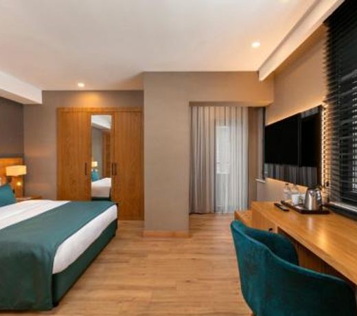 Pukka Hotel