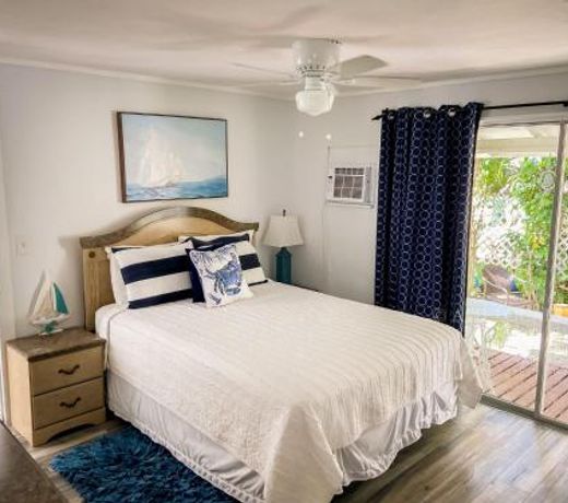 Island Time Inn Suites by AMI Locals