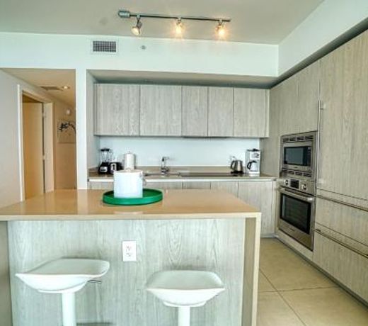 Hyde Resorts #001 on Miami Hollywood by MRA