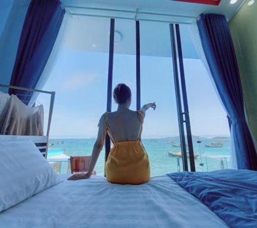 SKY & SEA NAM DU