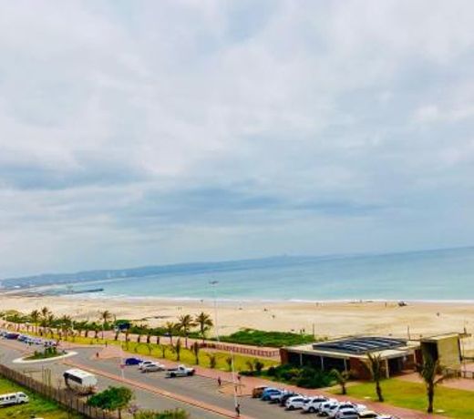 605 Tenbury Beach Apartment
