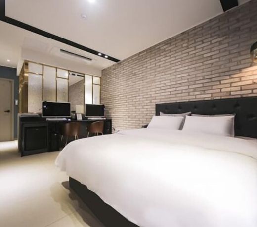 Changwon Jinhae Hotel Rian