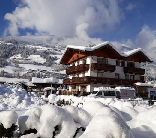 Luxus Apartment Nina mit Zirbenhutte