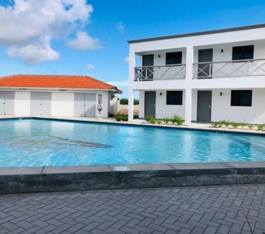 Las Palmas Resort