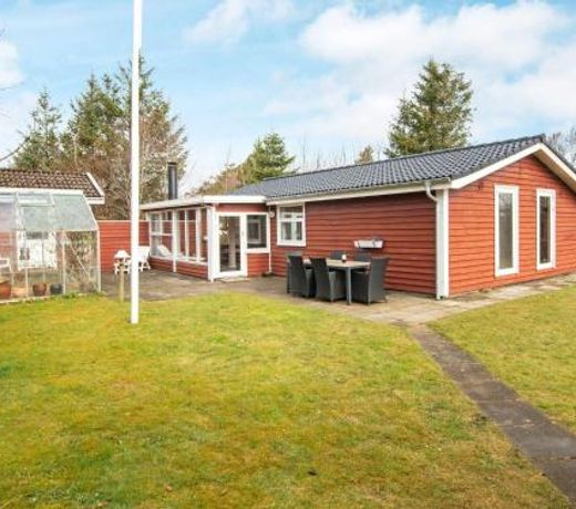 6 person holiday home in Tarm