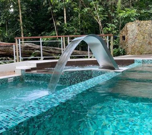 ReservAmazon Forest Hotel