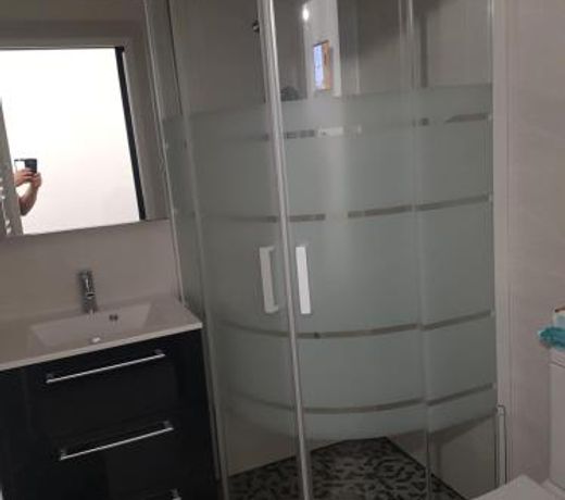 Chambre doubles avec sdb cuisine