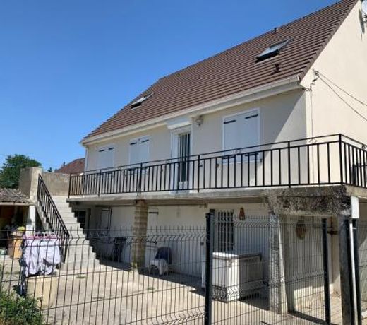 Grande maison