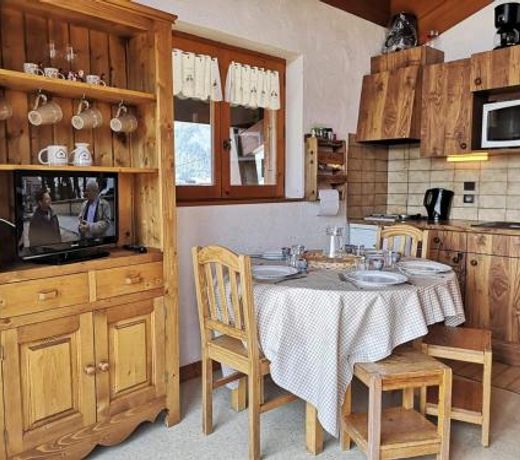 Appartement Notre-Dame-de-Bellecombe, 1 piÃ¨ce, 5 personnes - FR-1-595-17